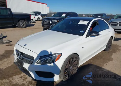 2016 Mercedes-Benz C 450 Amg 4Matic z USA, uszkodzony, nr VIN 55SWF6EB2GU114680